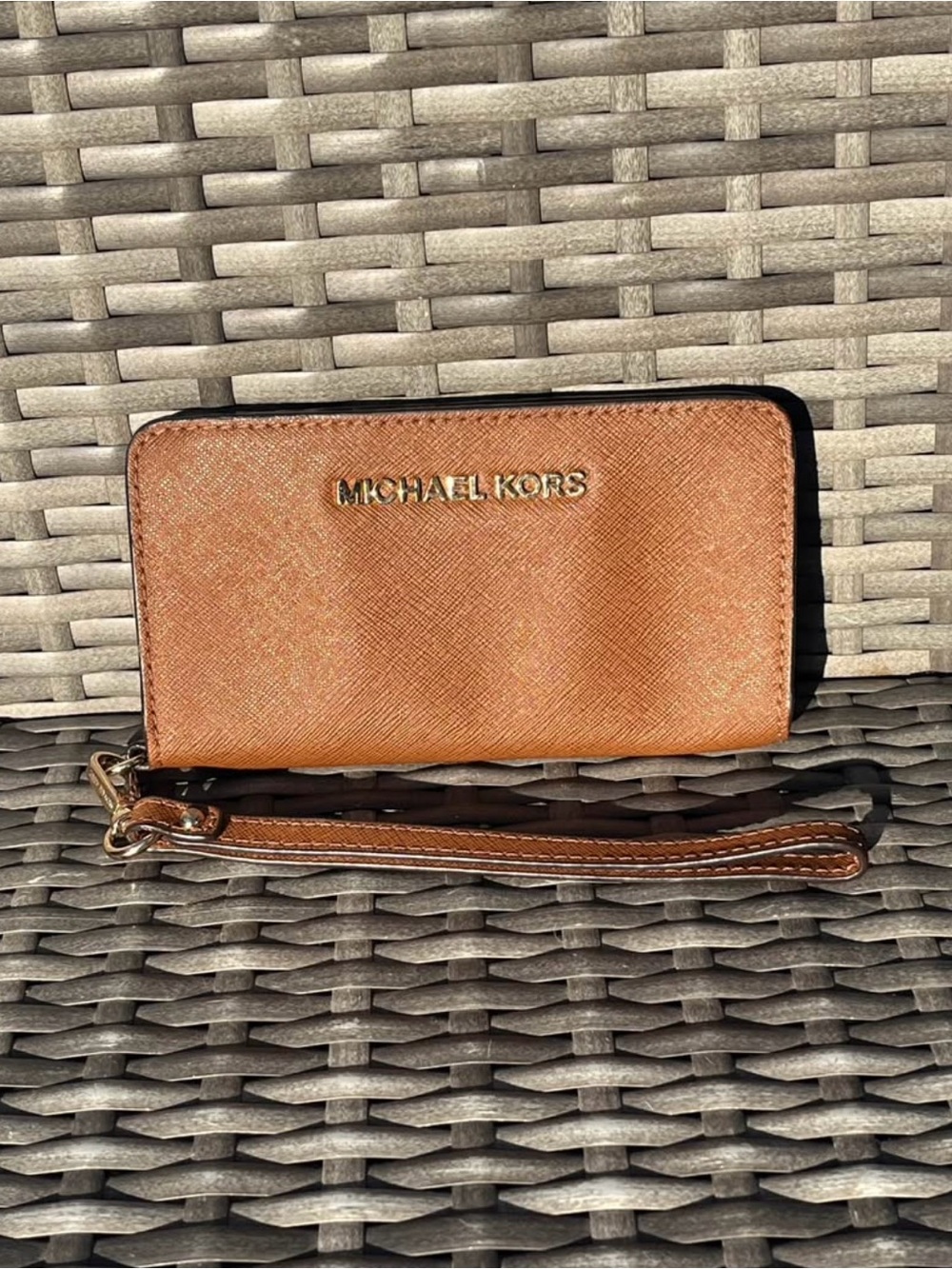 Michael Kors Wristlet Wallet
